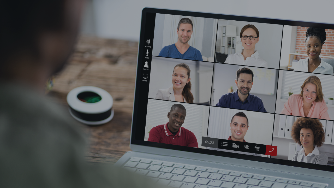 VeeCoach with people on virtual call
